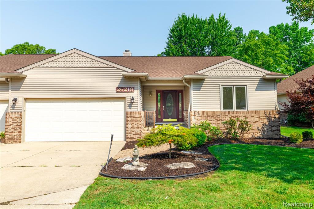 26218 James Drive , Grosse Ile, Michigan image 1