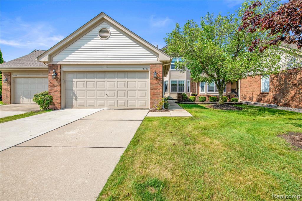 15727 Golfview Drive , Riverview, Michigan image 1