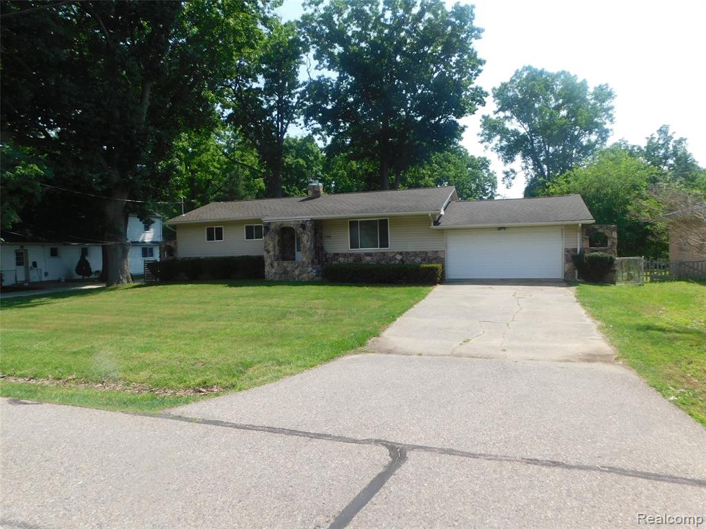 2310 Dexter Road , Auburn Hills, Michigan image 1