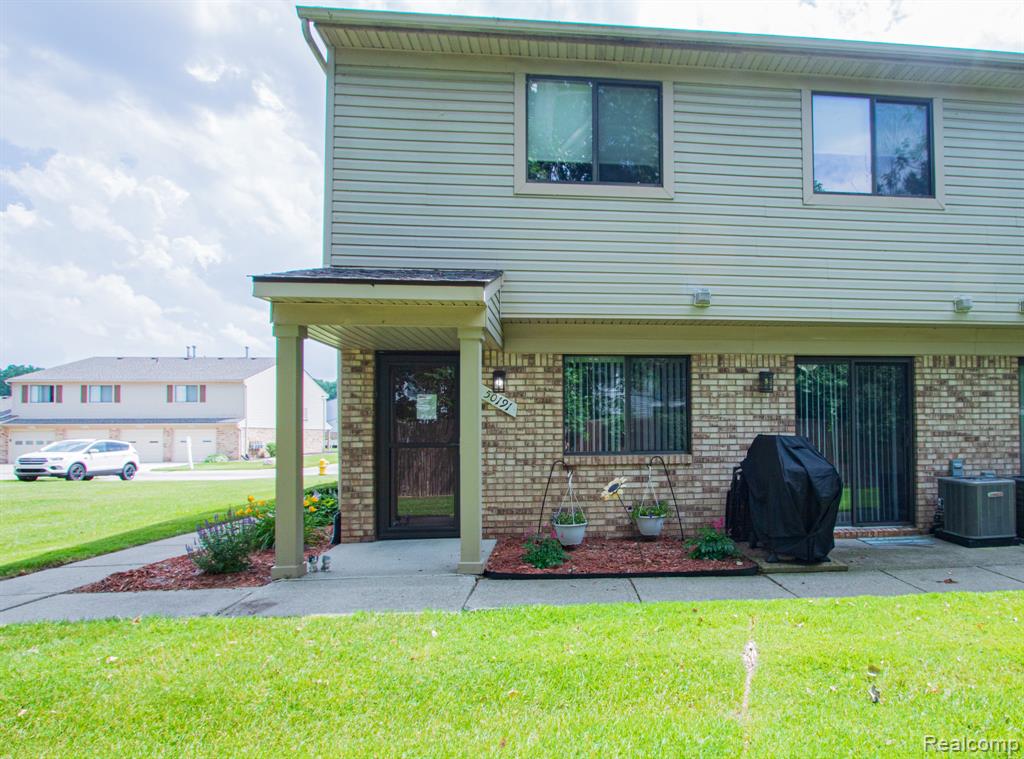 50191 N Angelo Court , Chesterfield, Michigan image 1