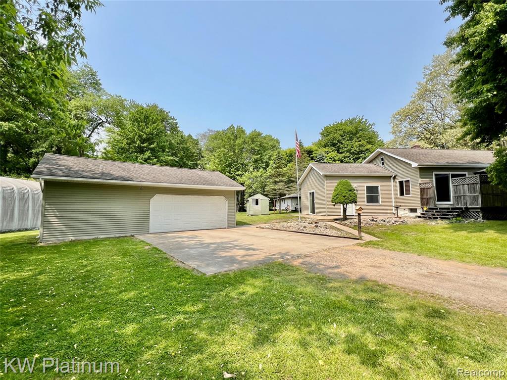 2243 Sunnyside Road , Kimball, Michigan image 1
