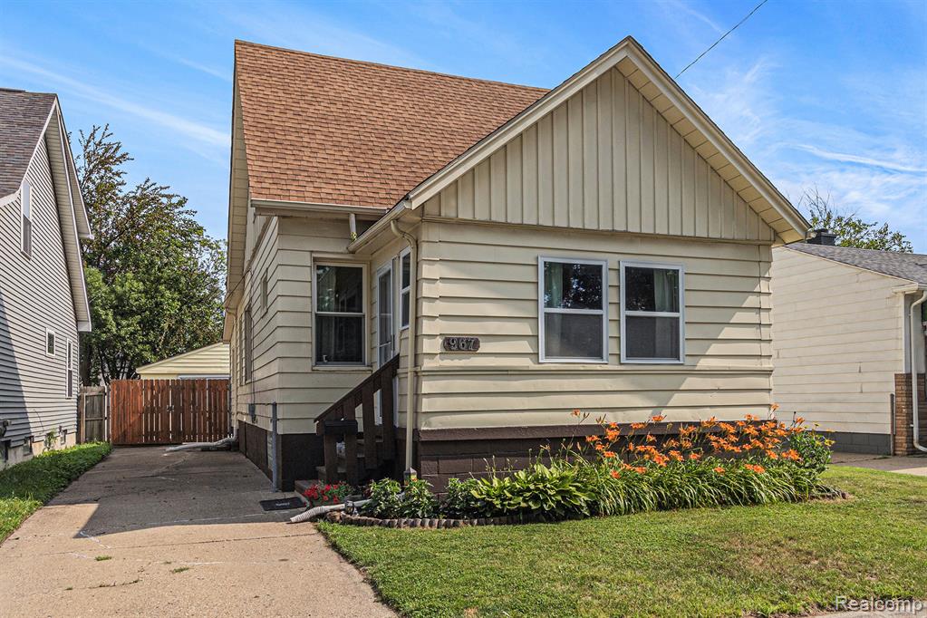 967 E Coy Avenue , Hazel Park, Michigan image 1