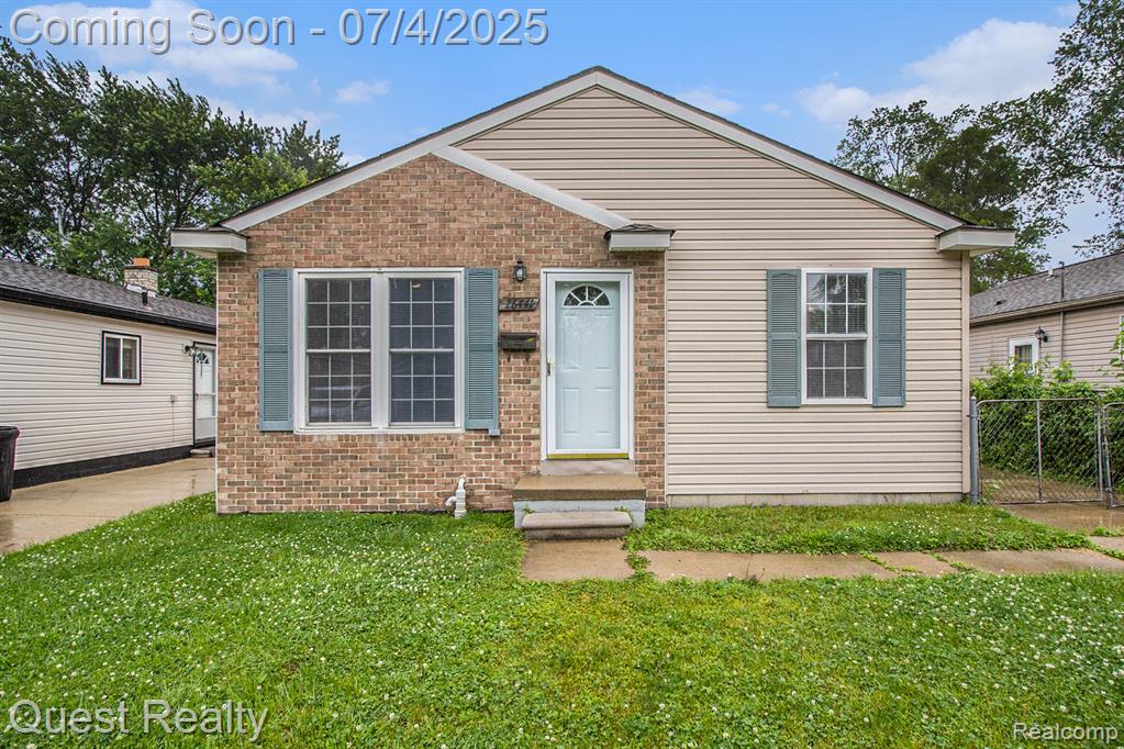 26441 Spicer Street , Hazel Park, Michigan image 1