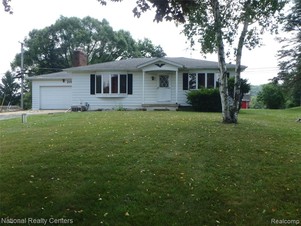 215 Grange Hall Road , Ortonville, Michigan image 1
