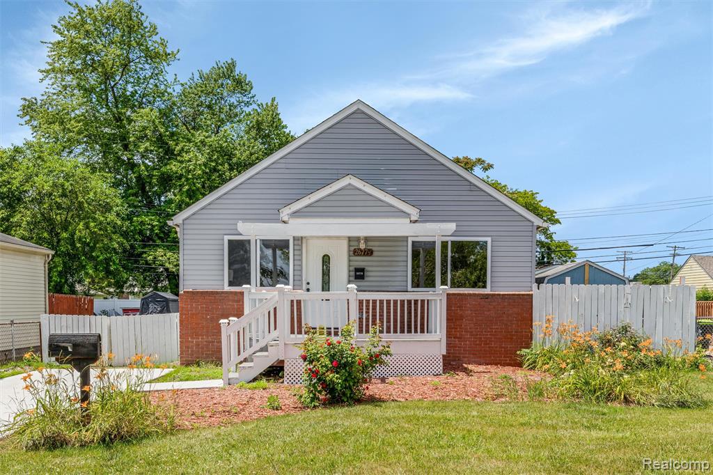 26779 Brettonwoods Street , Madison Heights, Michigan image 1
