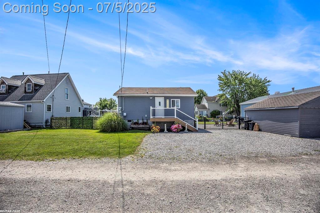 7133 Mcdonald Street , Harsens Island, Michigan image 1