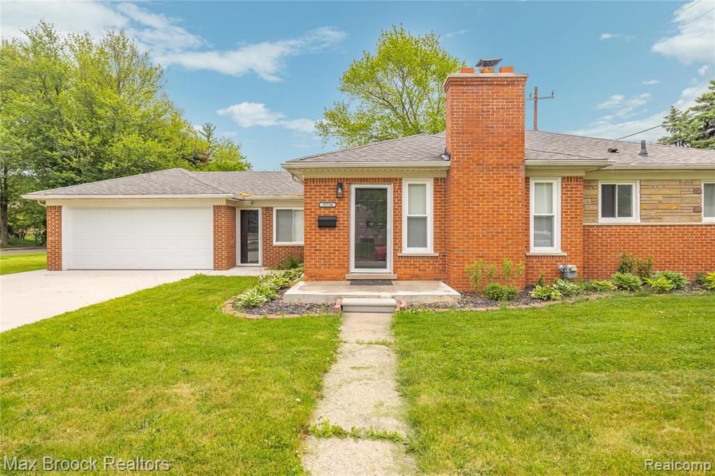 35734 Weideman Street , Clinton Township, Michigan image 1