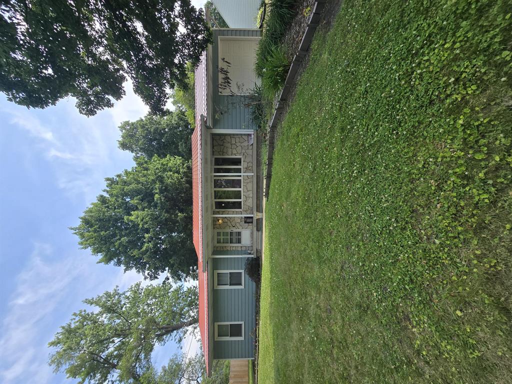 22 Leroy Street , Hillsdale, Michigan image 1