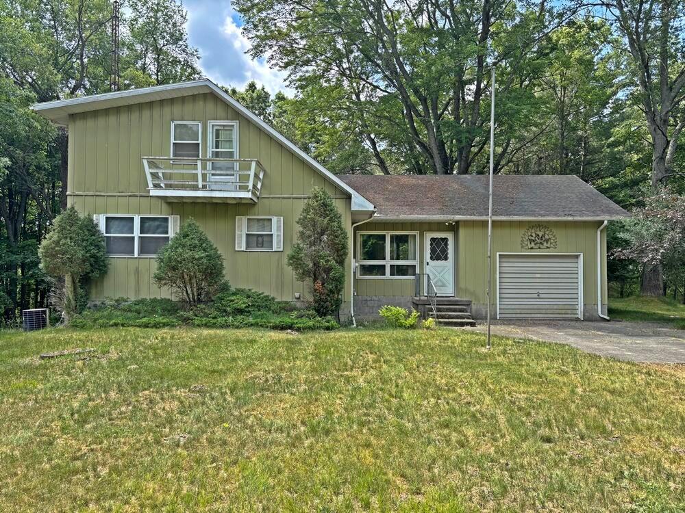 10995 Thornapple Drive , Stanwood, Michigan image 1