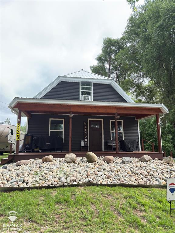 225 N Center Street , Six Lakes, Michigan image 1