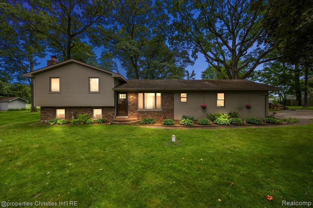 7871 Sunset Street , West Bloomfield, Michigan image 1