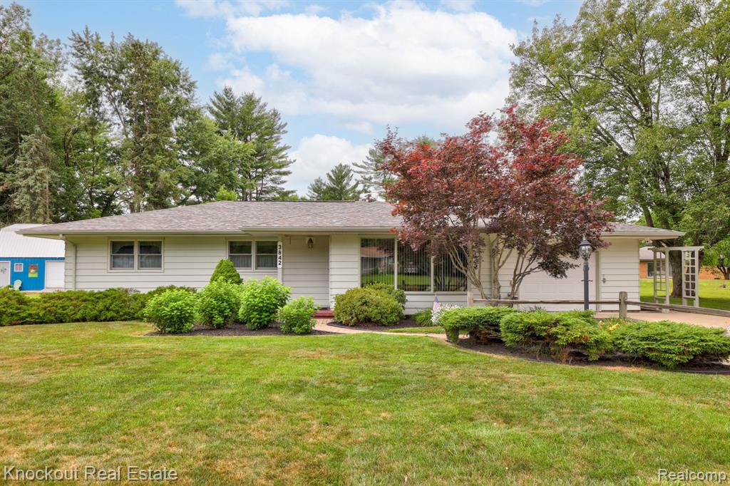 3842 Waltmar Drive , Bridgeport, Michigan image 1