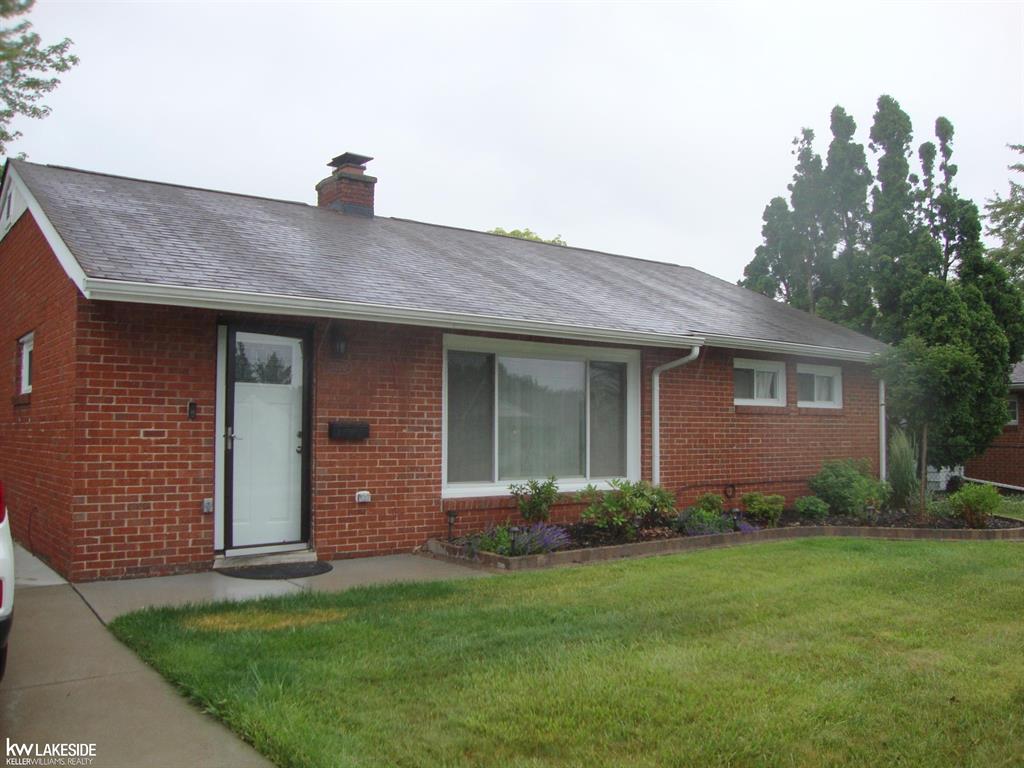 15390 Petrie Street , Roseville, Michigan image 1