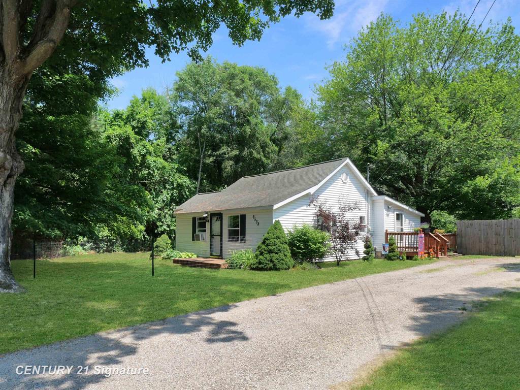6538 Tower Line Street , Hope, Michigan image 1