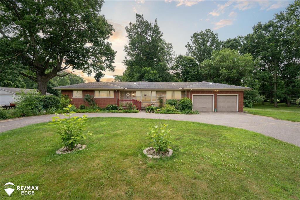 1201 Gilbert Street , Flint, Michigan image 1