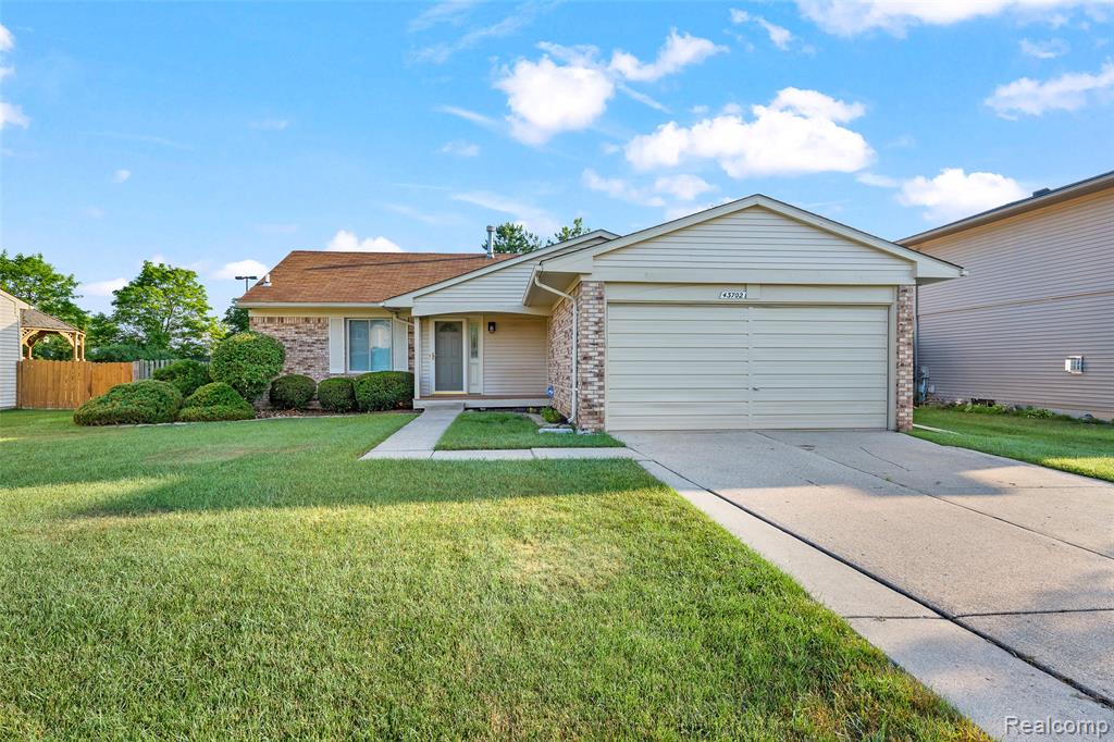43702 Stuart Drive , Canton, Michigan image 1