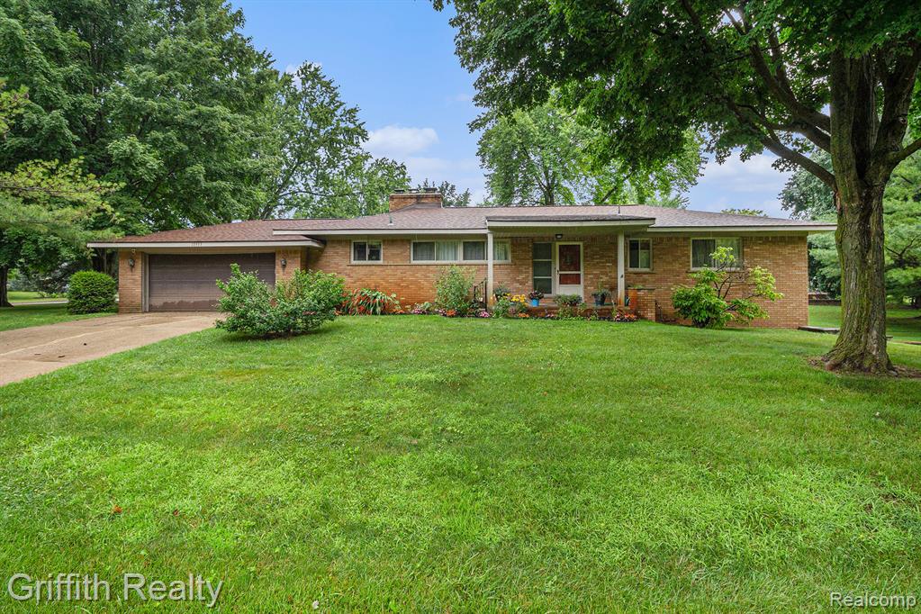 10933 Culver Road , Brighton, Michigan image 1