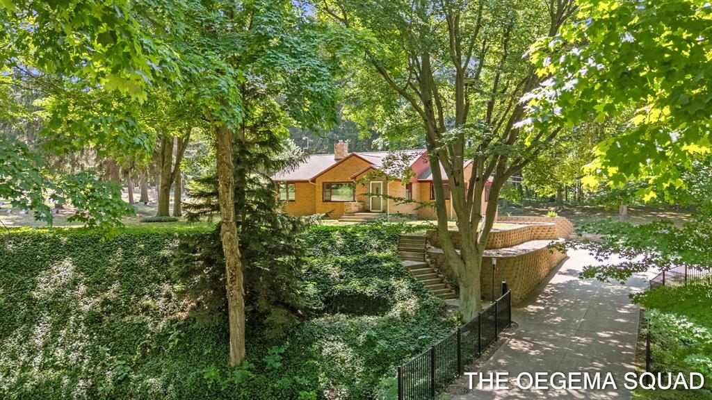 704 Graafschap Road , Holland, Michigan image 1