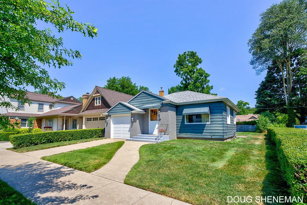 21 W 26th Street , Holland, Michigan image 1