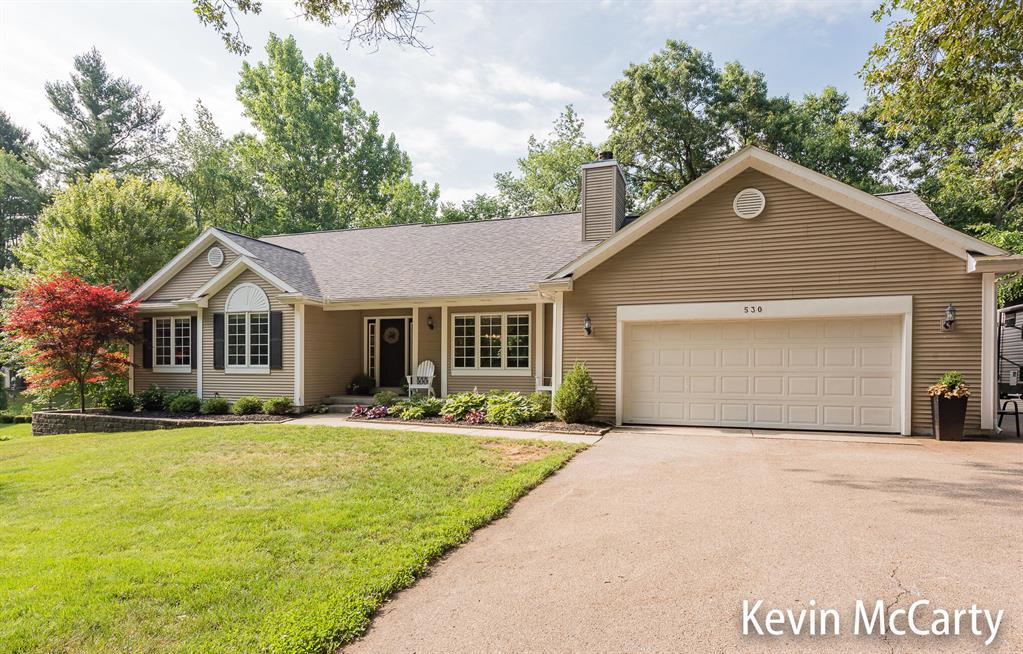 530 Pine Haven Drive , Comstock Park, Michigan image 1