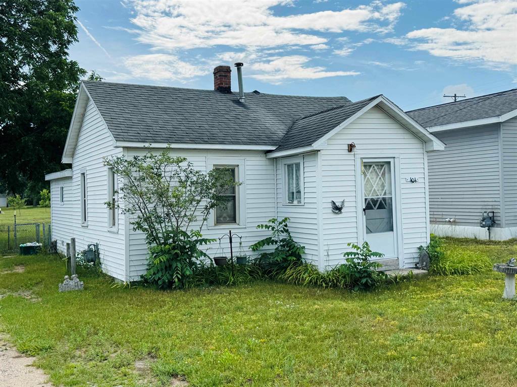 404 Donnelly Street , Cadillac, Michigan image 1