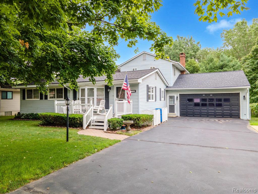 2710 Frembes Road , Waterford, Michigan image 1