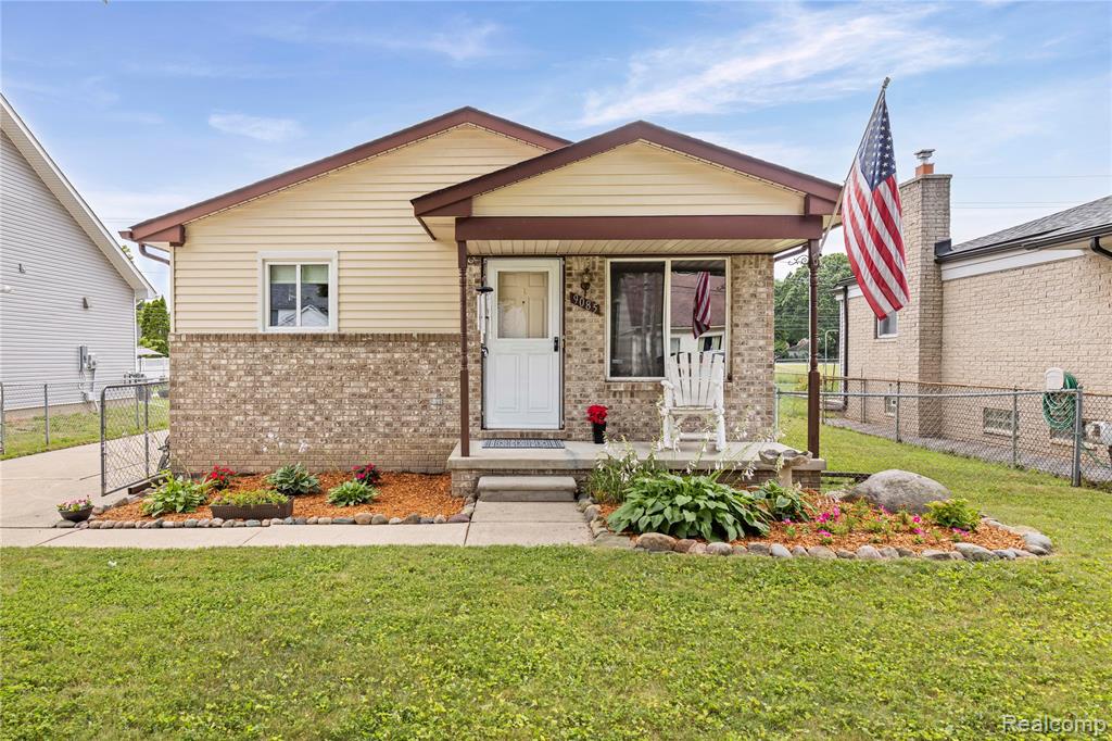 9085 Deering Street , Livonia, Michigan image 1