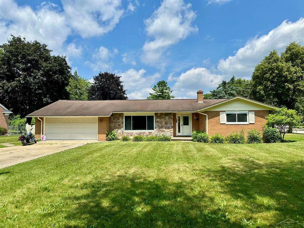 4650 Village Drive , Saginaw, Michigan image 1
