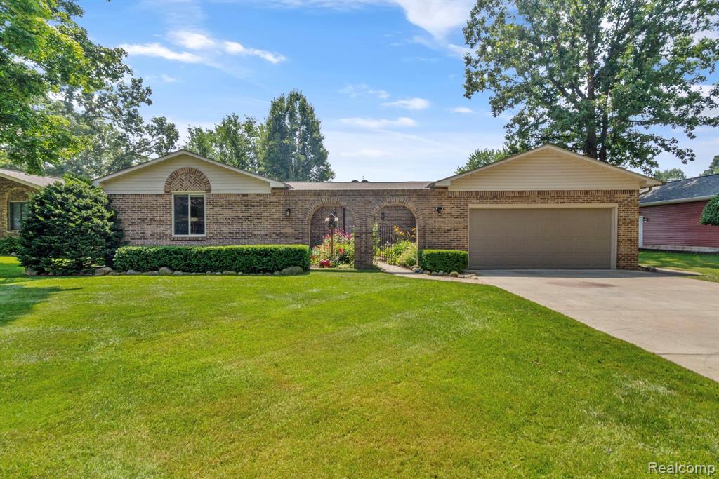 8400 Oak Shade Court , Davison, Michigan image 1