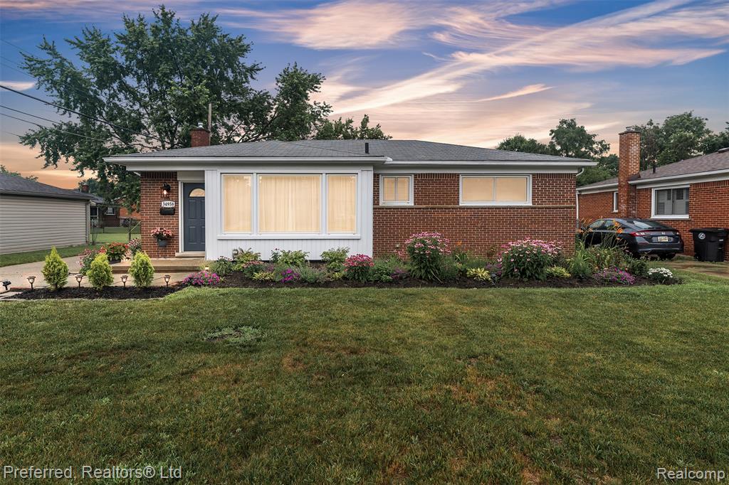 34958 Parkdale Street , Livonia, Michigan image 1