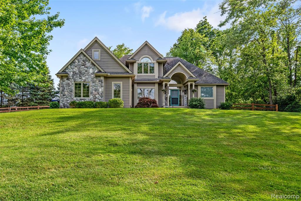 59903 Blue Heron Road , New Hudson, Michigan image 1