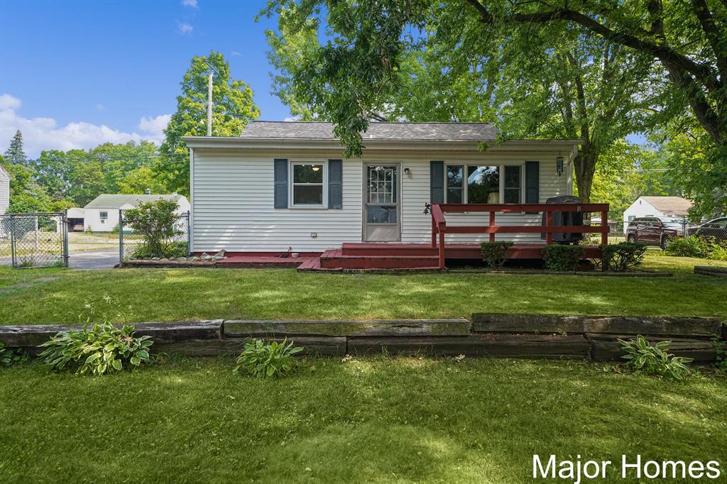 228 Leroy Street Sw, Wyoming, Michigan image 1