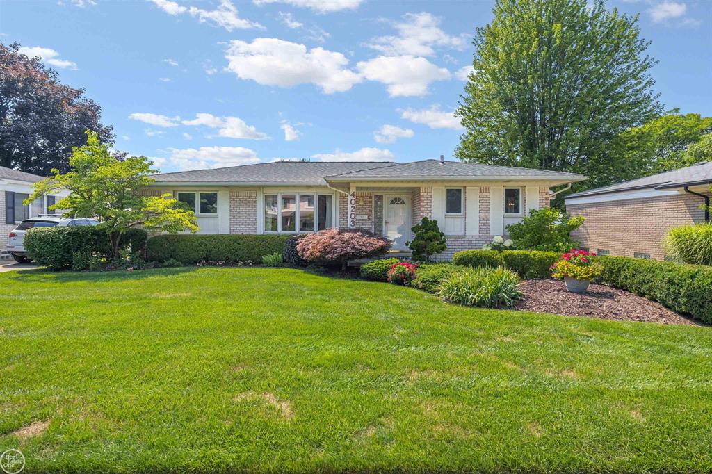 40203 Spitz Street , Sterling Heights, Michigan image 1