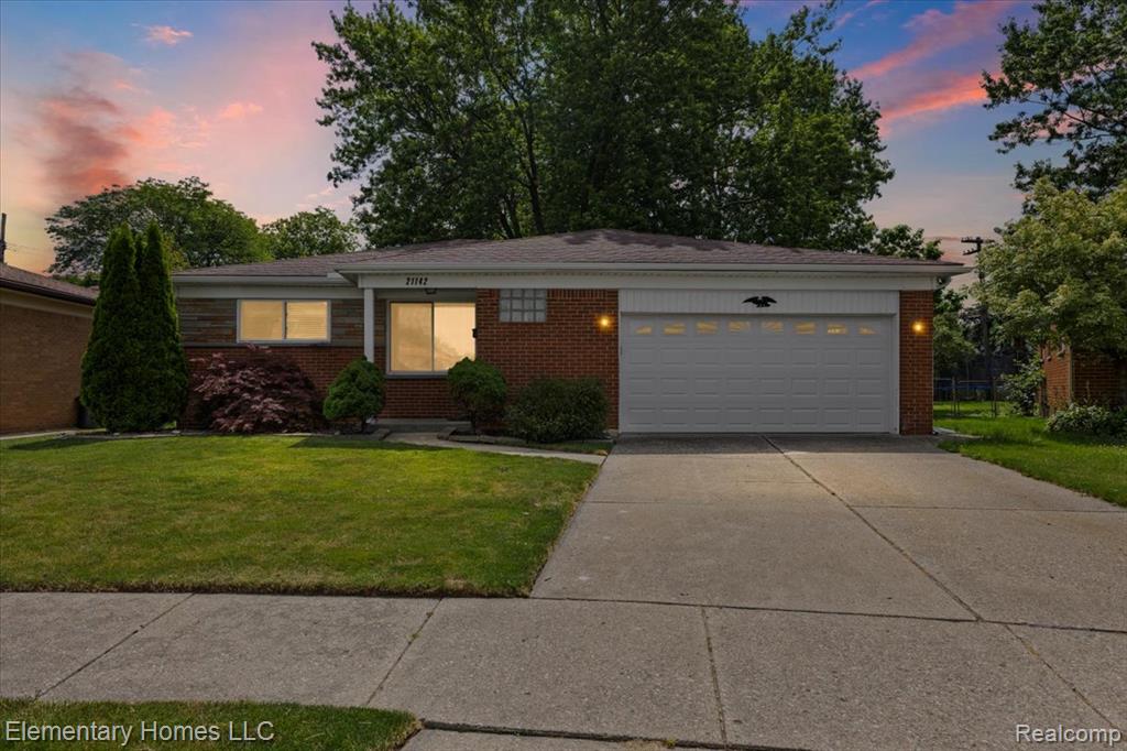 21142 Michael Court , St. Clair Shores, Michigan image 1