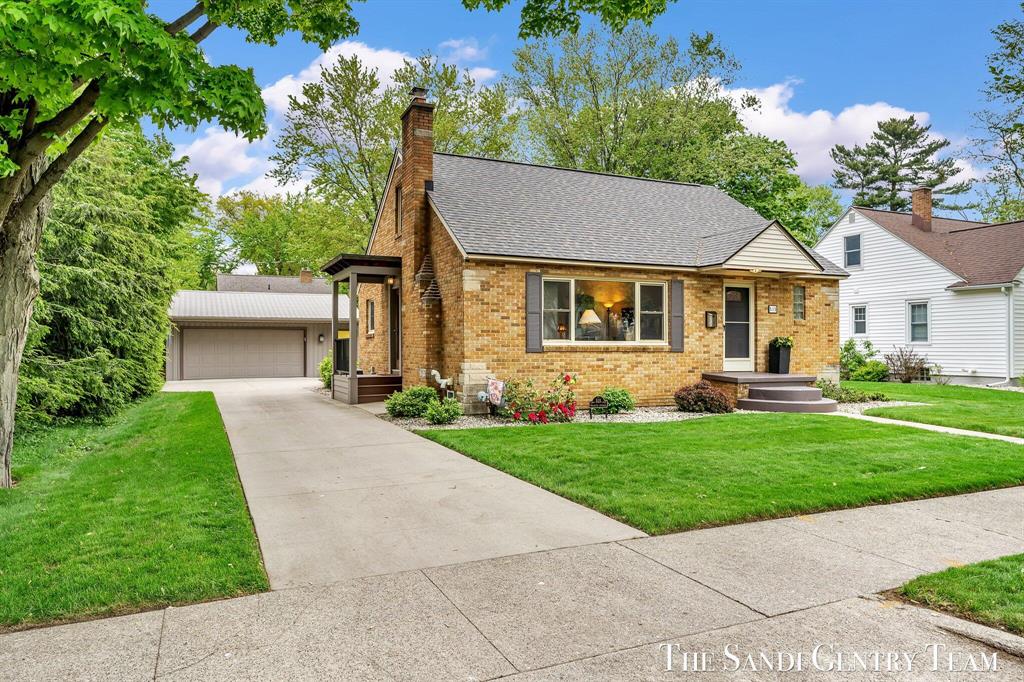 515 Waverly Avenue , Grand Haven, Michigan image 1