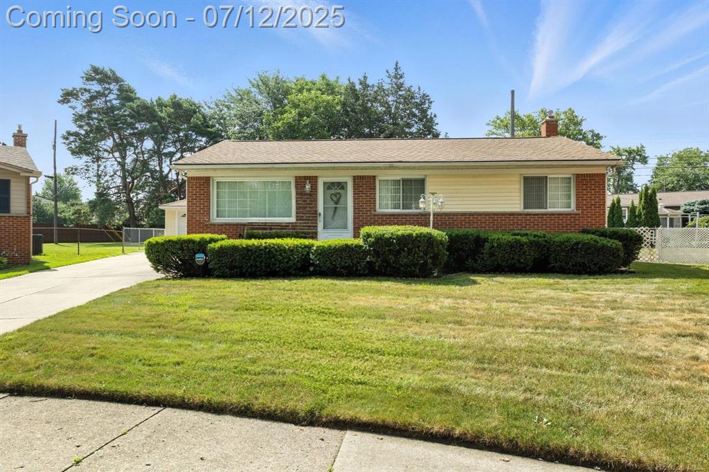 1716 Beaupre Avenue , Madison Heights, Michigan image 1