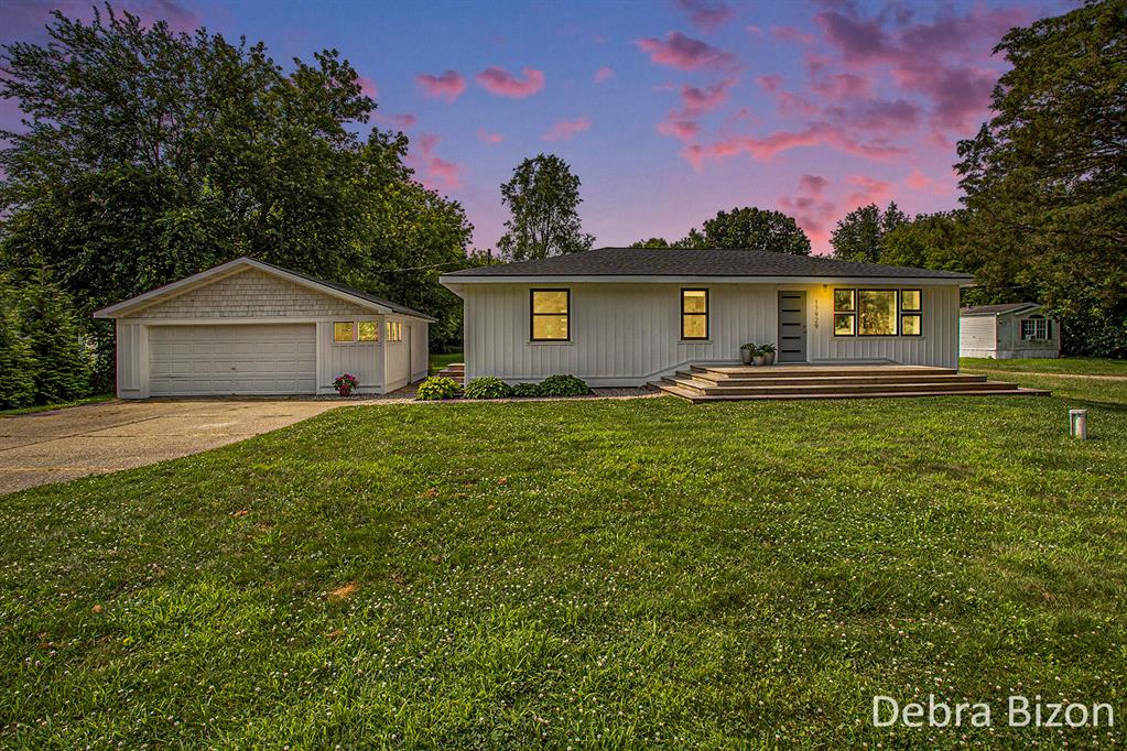 17929 S River Road , Three Rivers, Michigan image 1