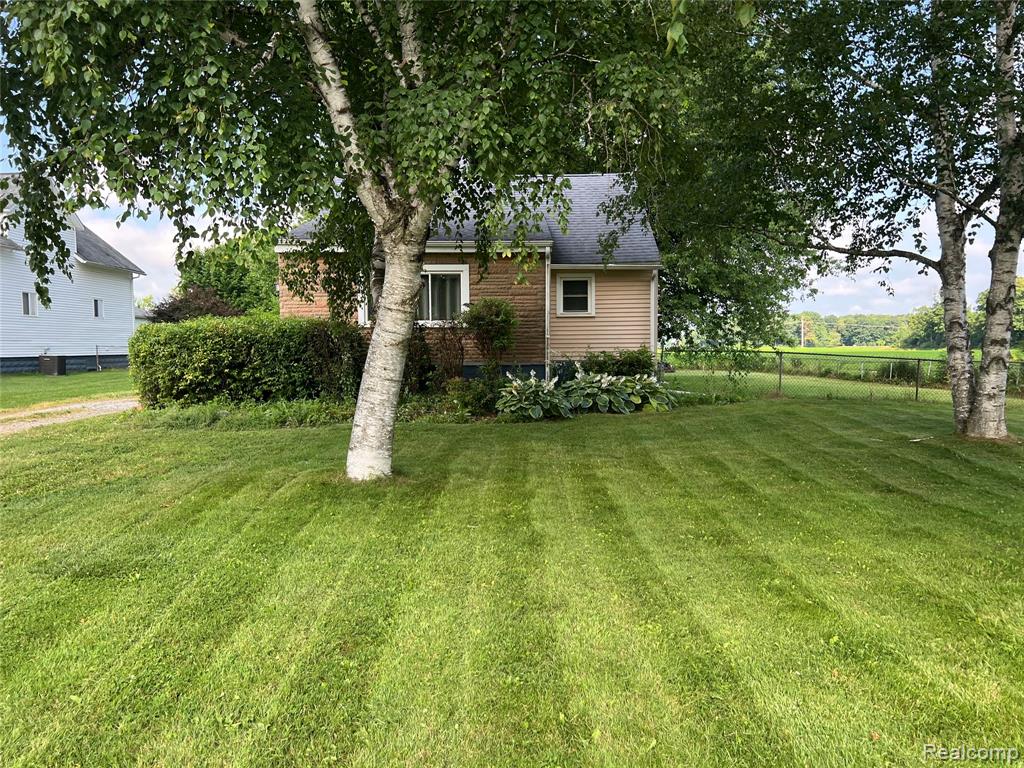 6860 Sheridan Road , Saginaw, Michigan image 1