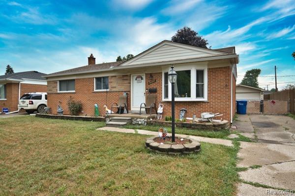 26807 Wexford Drive , Warren, Michigan image 1