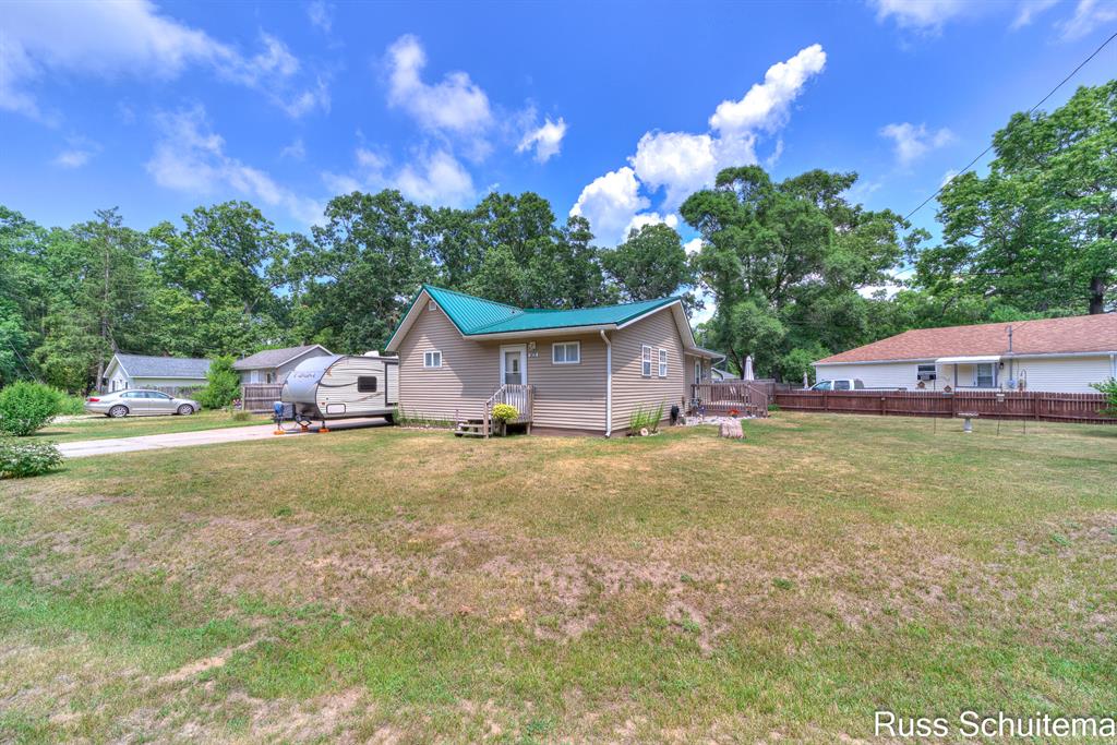 5470 Circle Drive , Muskegon, Michigan image 1
