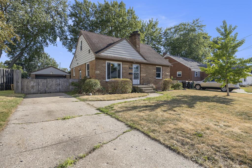 844 Cricklewood Street Sw, Wyoming, Michigan image 1