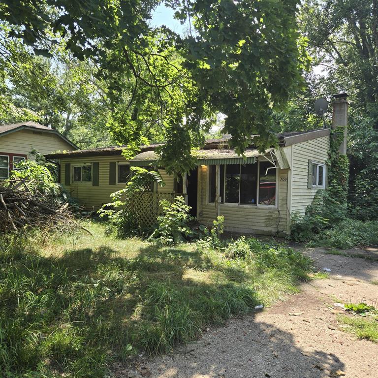 709 11th Street , Three Rivers, Michigan image 1