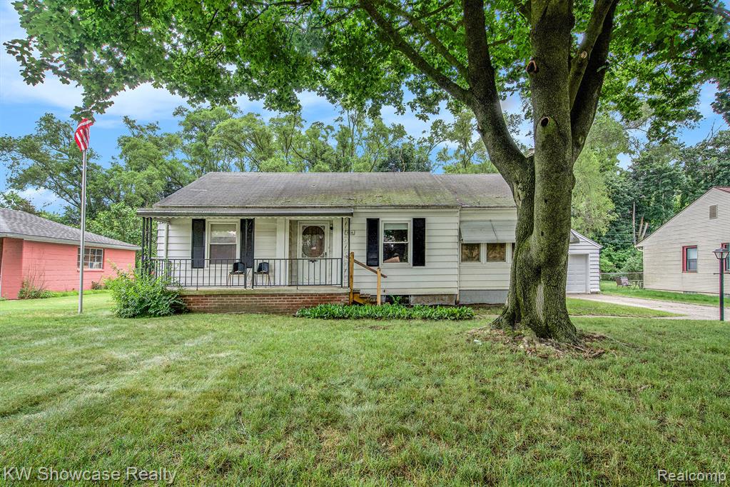 18638 Shadyside Street , Livonia, Michigan image 1