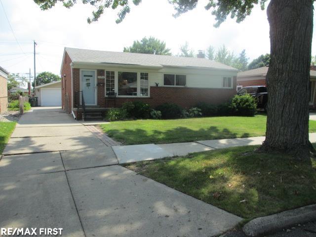 23330 Recreation Street , St. Clair Shores, Michigan image 1