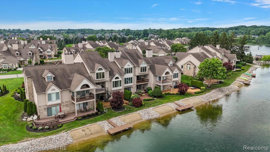 18268 Blue Heron Pointe Drive , Northville, Michigan image 1