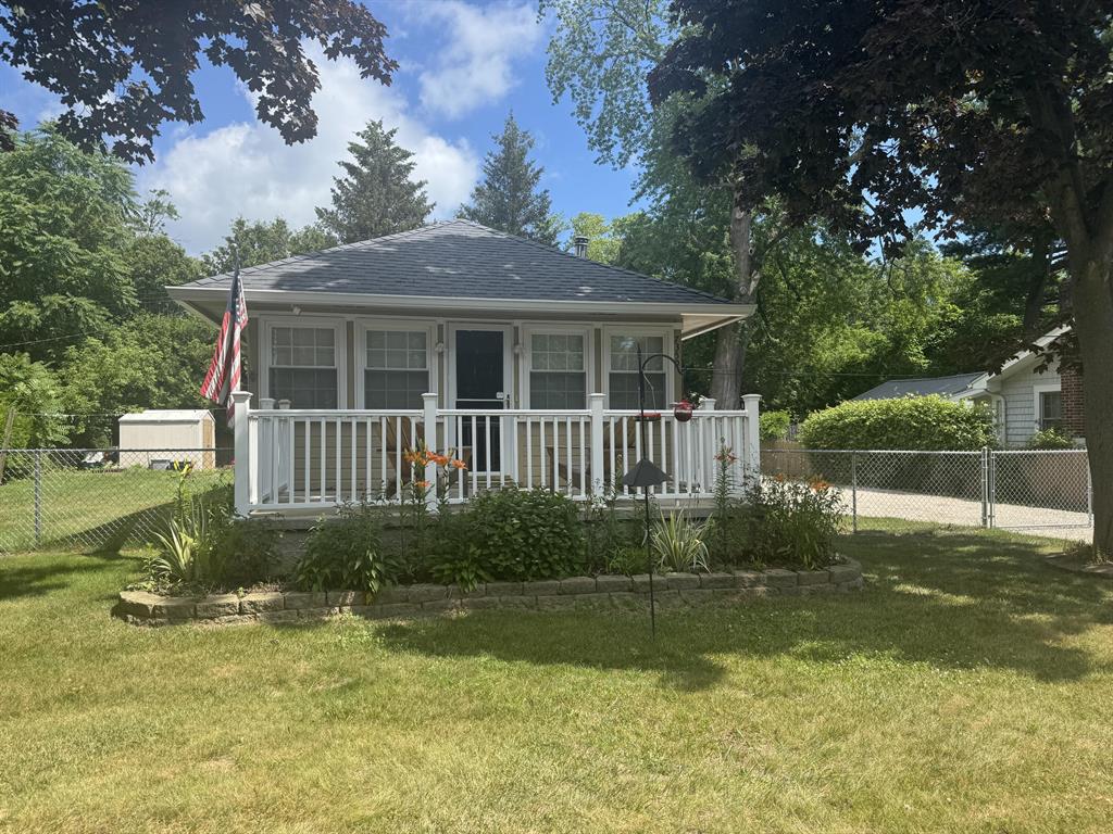 7359 Maple Road , Lexington, Michigan image 1