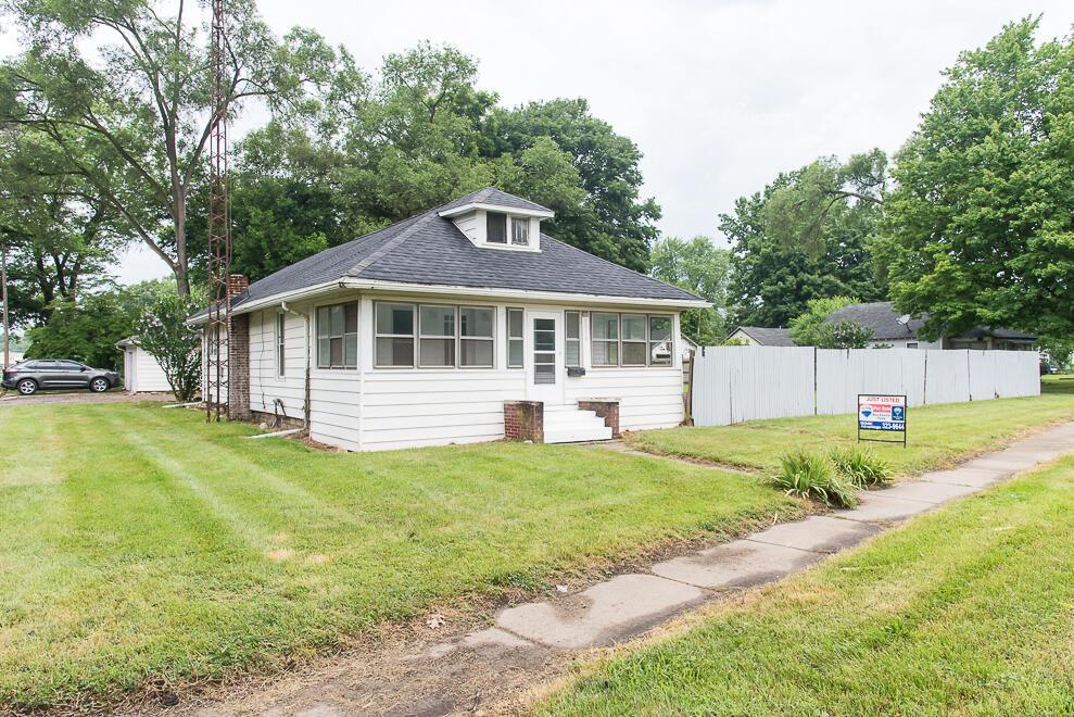 1319 S Main Street , Three Rivers, Michigan image 1