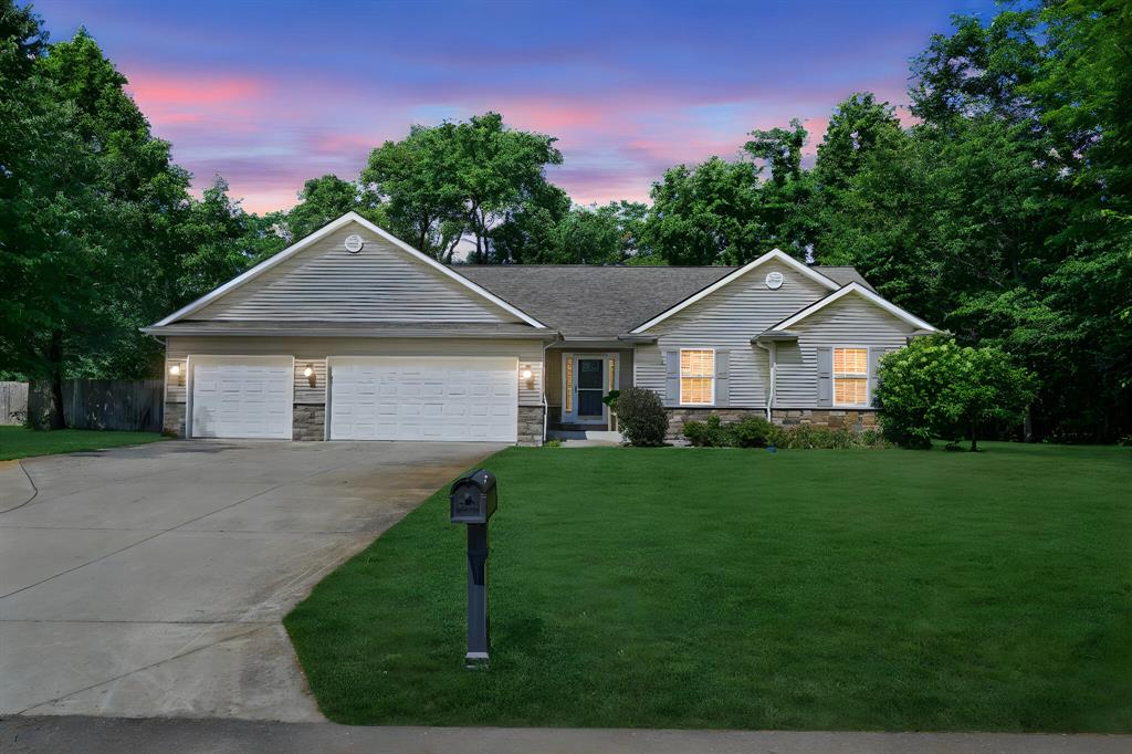 69846 Roy Drive , Edwardsburg, Michigan image 1