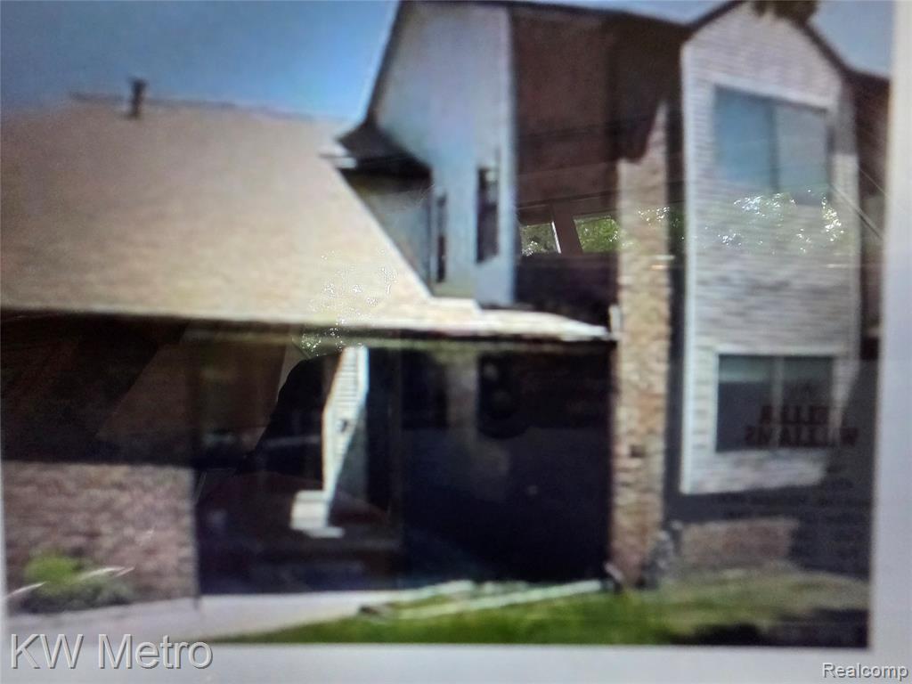 6680 Ridgefield Circle , West Bloomfield, Michigan image 1