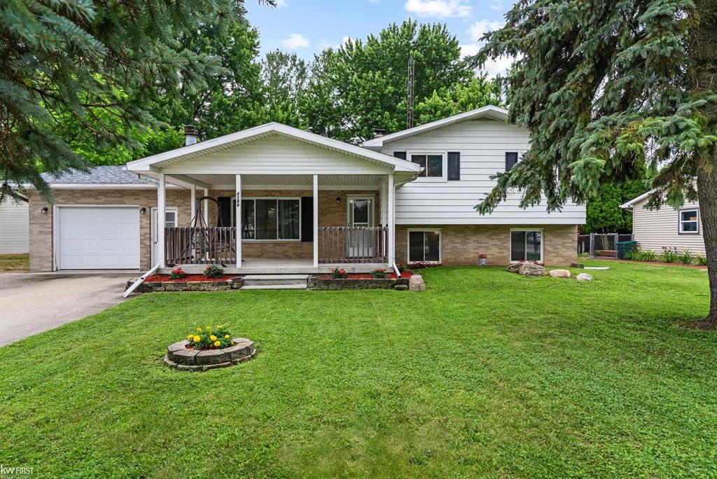 4386 Esta Drive , Flint, Michigan image 1